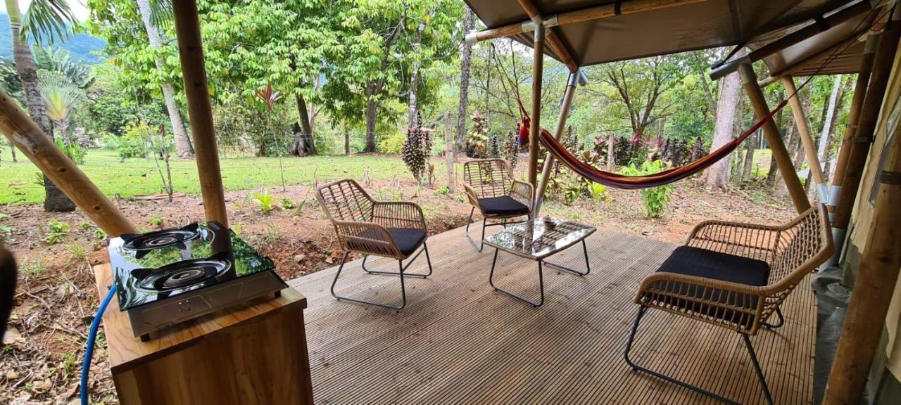 El Pulpo Safari Lodge Ojochal Eksteriør bilde